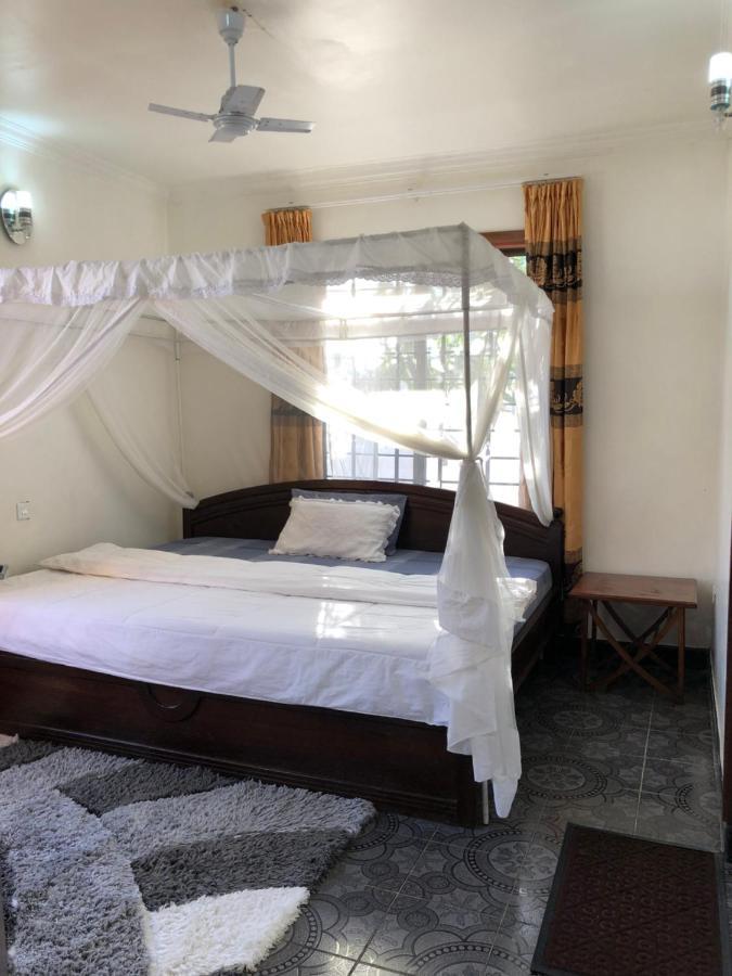 Апартаменты Jambo Hideaway Дар-эс-Саламе Экстерьер фото